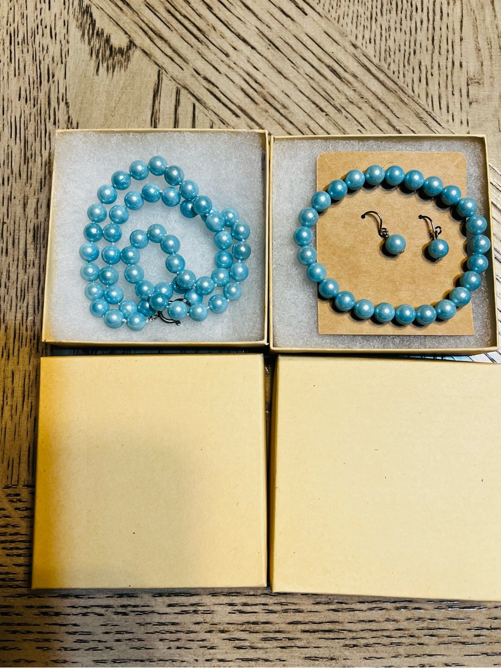Light blue dyed Pearl Jewelry Set - Bracelet, Necklace & Earrings